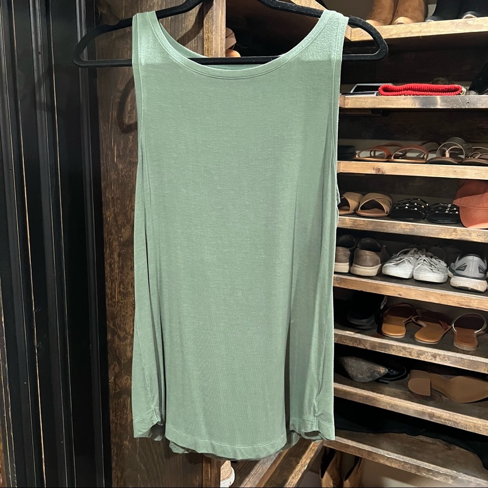 American Eagle Soft & Sexy Tank Worn Once 
Size Small